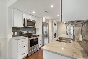 20 Ivy Pkwy NE, Atlanta, GA 30342 - Photo 1