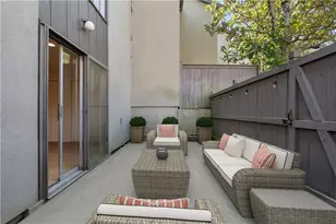 20 Ivy Pkwy NE, Atlanta, GA 30342 - Photo 27