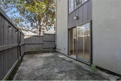 20 Ivy Parkway NE, Atlanta, GA 30342 - Photo 25