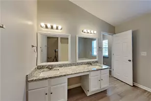 3703 Majestic Dr SW, Marietta, GA 30060 - Photo 9