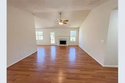 124 Amelia Garden Way, Lawrenceville, GA 30045 - Photo 3