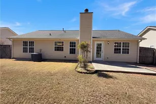 124 Amelia Garden Way, Lawrenceville, GA 30045 - Photo 5