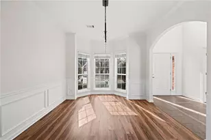 3736 Castle View Ct, Suwanee, GA 30024 - Photo 9