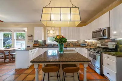 6 White Street NW, Atlanta, GA 30318 - Photo 5