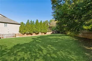 5860 Bluff Heights Dr, Cumming, GA 30040 - Photo 39