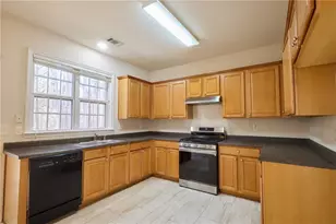 1622 Hemburg Trace NW, Kennesaw, GA 30144 - Photo 9