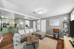 336 Gordon St, Jefferson, GA 30549 - Photo 3