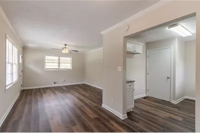 933 Capitol View Avenue NW, Atlanta, GA 30318 - Photo 9