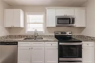 933 Capitol View Ave NW, Atlanta, GA 30318 - Photo 5