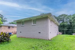 933 Capitol View Ave NW, Atlanta, GA 30318 - Photo 19