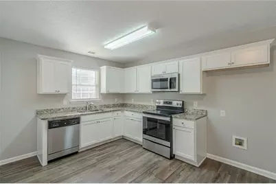 7133 Pineview Drive SW, Covington, GA 30014 - Photo 9