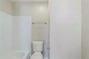 2419 Leslie Brook Dr, Decatur, GA 30035 - Photo 15