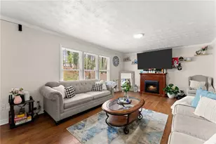 4548 Holiday Heights Dr, Oakwood, GA 30566 - Photo 13