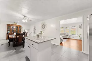 4548 Holiday Heights Dr, Oakwood, GA 30566 - Photo 3