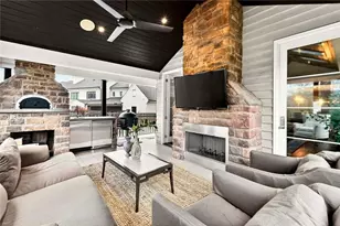 461 Pine Tree Dr NE, Atlanta, GA 30305 - Photo 13