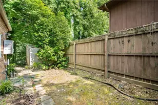 3761 Ashford Dunwoody Rd NE, Brookhaven, GA 30319 - Photo 29