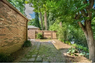 3761 Ashford Dunwoody Road NE #6, Brookhaven, GA 30319 - Photo 25