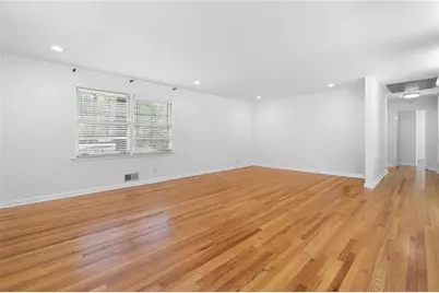 274 Land O Lakes Court NE, Atlanta, GA 30342 - Photo 19