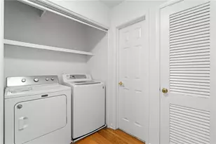 274 Land O Lakes Ct NE, Atlanta, GA 30342 - Photo 29