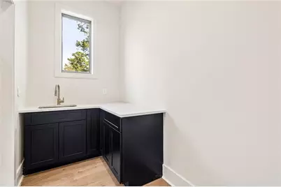 2047 Drew Valley Road NE, Atlanta, GA 30319 - Photo 15