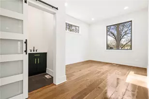 2047 Drew Valley Rd NE, Atlanta, GA 30319 - Photo 19