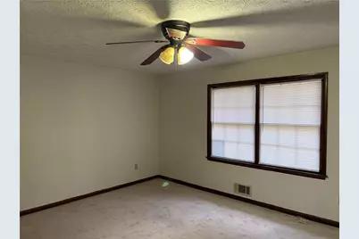 5252 Enchanted Cove SW, Lilburn, GA 30047 - Photo 15