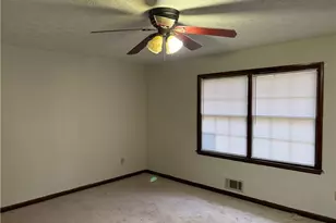 5252 Enchanted Cove SW, Lilburn, GA 30047 - Photo 15