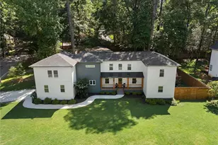 3899 Carlton Dr, Atlanta, GA 30341 - Photo 7