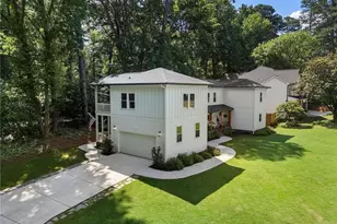 3899 Carlton Dr, Atlanta, GA 30341 - Photo 57