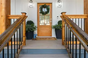 3899 Carlton Dr, Atlanta, GA 30341 - Photo 9