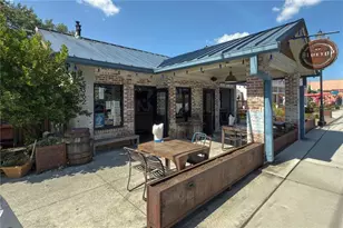 3899 Carlton Dr, Atlanta, GA 30341 - Photo 91