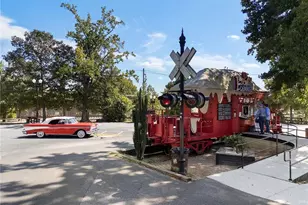 3899 Carlton Dr, Atlanta, GA 30341 - Photo 89