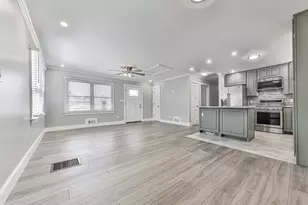 2406 Pine Dr, Kennesaw, GA 30152 - Photo 5