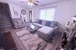 4135 Tanglewood Rd SE, Snellville, GA 30039 - Photo 9