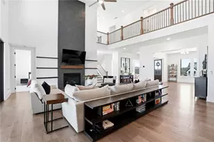 17105 River Overlook Dr, Roswell, GA 30075 - Photo 9