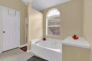 1941 Rocky Mill Ln, Lawrenceville, GA 30044 - Photo 27