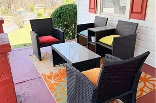 131 E Killian St, Canton, GA 30114 - Photo 3