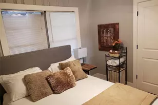 2706 Drew Valley Rd NE, Brookhaven, GA 30319 - Photo 7