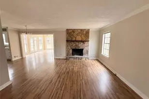 4629 S Woodlake Ln SE, Conyers, GA 30013 - Photo 3