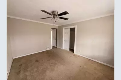 4629 South Woodlake Lane SE, Conyers, GA 30013 - Photo 9