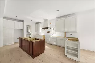 649 Hemlock Cir SE, Atlanta, GA 30316 - Photo 9