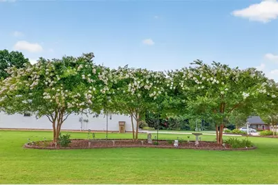 1411 Silvergate Way, Winder, GA 30680 - Photo 5