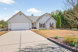 1411 Silvergate Way, Winder, GA 30680 - Photo 3