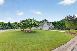 1411 Silvergate Way, Winder, GA 30680 - Photo 3