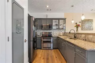 4037 Hill Station Ct, Sugar Hill, GA 30518 - Photo 5