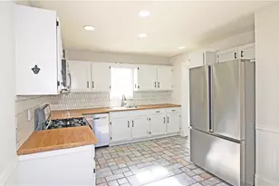 621 Radford Cir, Woodstock, GA 30188 - Photo 13