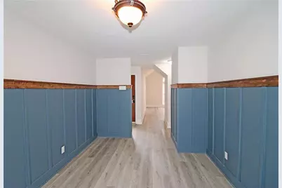 621 Radford Circle, Woodstock, GA 30188 - Photo 5