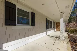 6570 Cherry Tree Ln NE, Sandy Springs, GA 30328 - Photo 3