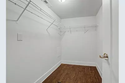 6570 Cherry Tree Lane NE, Sandy Springs, GA 30328 - Photo 33