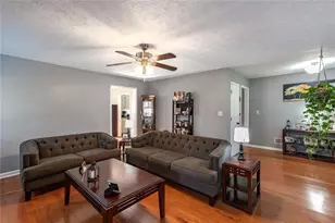 1418 Wheeler Dr, Lawrenceville, GA 30045 - Photo 9